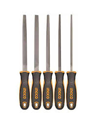 INGCO    LIME D'ACIER TRIANGULAIRE 200MM